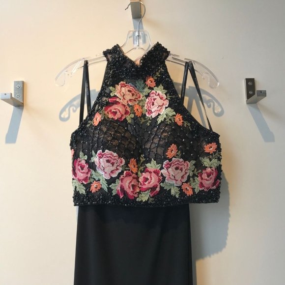 Sherri Hill Floral Two-Piece Gown - Picture 5 of 6